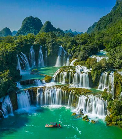 Loạt danh hiệu thế giới cho du lịch Việt Nam 2021