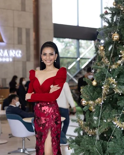 Vogue Condosuites thuộc tổ hợp nghỉ dưỡng Aria Da Nang- Đón chào khách mời đặc biệt Á hậu Trương Thị May