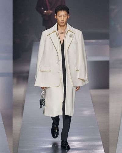 Fendi mùa mốt Thu - Đông 2022 dành cho nam: Những nét phá cách mới lạ