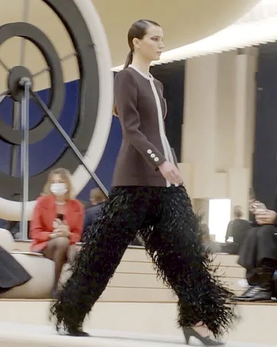 Chanel - Haute Couture Spring Summer 2022: Tươi mới và nữ tính