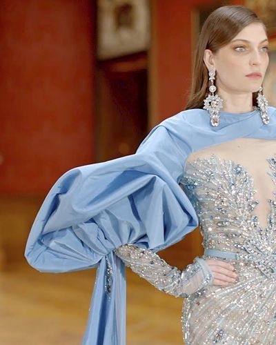 BST Haute couture Xuân-Hè 2022: Ziad Nakad cảm xúc nữ quyền thăng hoa