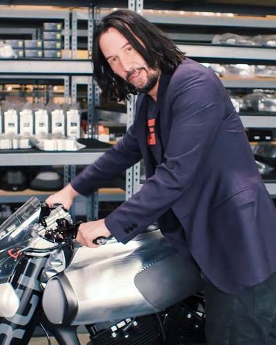 Bộ sưu tập xe mô tô của Keanu Reeves (John Wick) có gì hot !