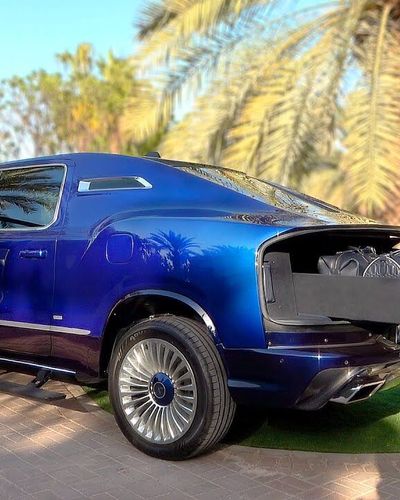 Siêu SUV đầu tiên trên thế giới Aznom Palladium.