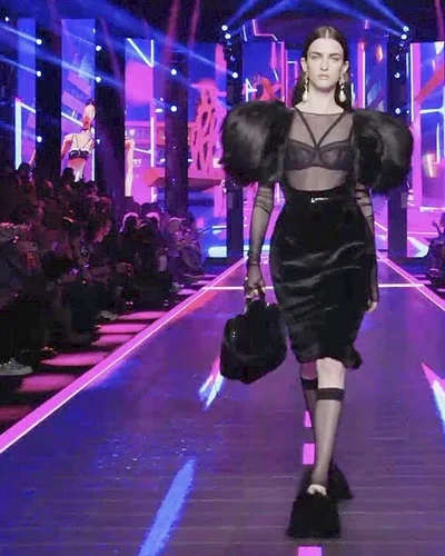 Dolce & Gabbana | Fall Winter 2022/2023: Thời đại của metaverse