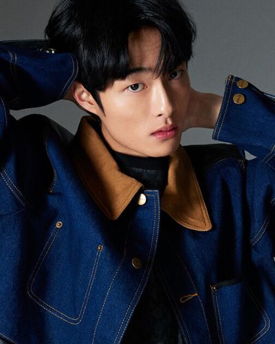 Đại sứ thương hiệu Coach thị trường Hàn Quốc - Gọi tên nam diễn viên Yoon Chan Young