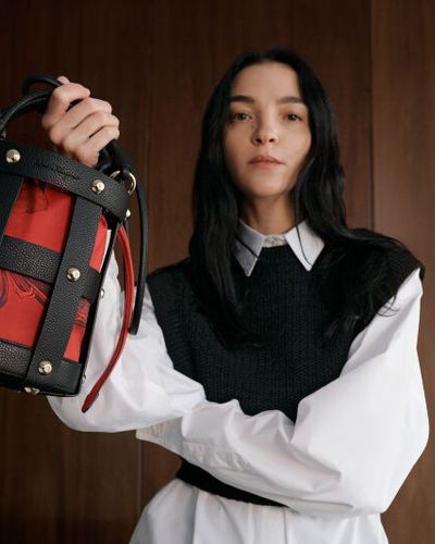 Ferragamo Cage - Mẫu túi đại diện cho mùa Xuân Hè 2022 này!