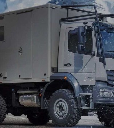 Biến xe tải Mercedes-Benz thành Motorhome Project Rhino sang trọng