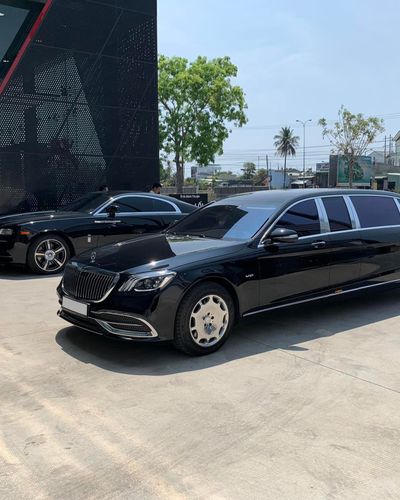 Mercedes-Maybach S 650 Pullman của ông chủ tập đoàn Novaland lộ diện