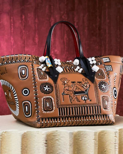 Christian Louboutin - GREEKABA: Lan tỏa tinh thần đam mê du ngoạn