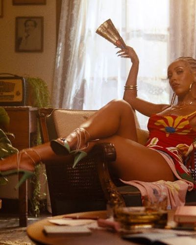 MV "Vegas" từ nữ rapper Doja Cat: Khi âm nhạc trở thành lời dẫn truyện cho điện ảnh
