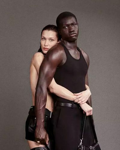 Balenciaga chiến dịch quảng bá BST Thu Đông 2022 “The Lost Tape”