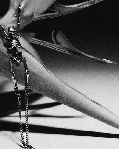 Rive Droite x Saint Laurent: Mừng Halloween theo cách riêng!