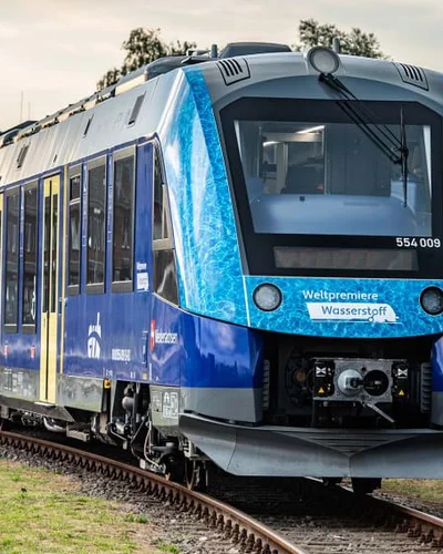 Coradia iLint - Chuyến tàu thương mại chạy bằng hydro đầu tiên trên thế giới