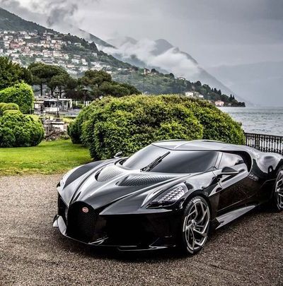 Bugatti La Voiture Noire: Kiệt tác siêu xe tinh tế đến từng chi tiết
