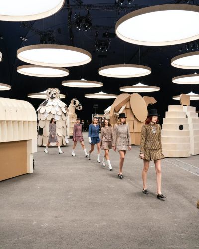 BST CHANEL Haute Couture Xuân Hè 23 - Cảm hứng Thế giới hoang dã