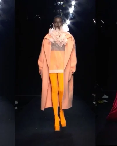 BST Valentino Haute Couture Xuân Hè 23 thời trang và những bữa tiệc