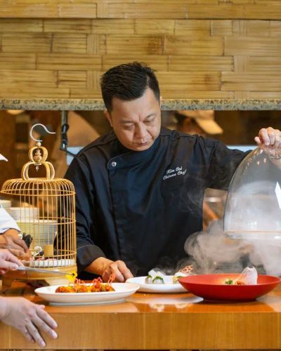 Thực đơn cua đặc biệt tại nhà hàng Yu Chu được InterContinental Saigon giới thiệu