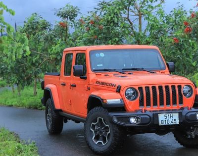 Jeep triệu hồi loạt xe Wrangler và Gladiator do lỗi camera và đèn cảnh báo lùi