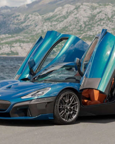 Siêu xe điện Rimac Nevera nhanh nhất thế giới có giá hơn 2 triệu USD, tốc độ vượt Bugatti Veyron