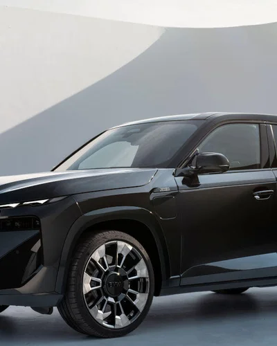 Trải nghiệm BMW XM G09: 653 mã lực, khung gầm đỉnh cao, độc đáo