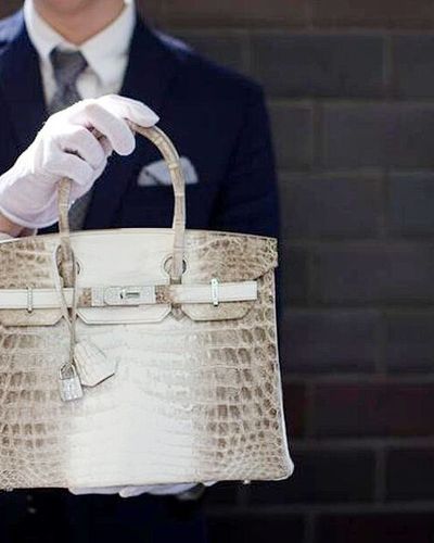 Doanh thu Hermès tăng kỷ lục bất chấp lạm phát