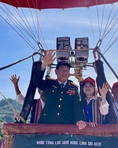 Kon Tum: Lễ hội Khinh khí cầu bay về đại ngàn