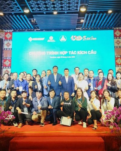 Chương trình "Hợp tác kích cầu 120 năm du lịch Sa Pa"