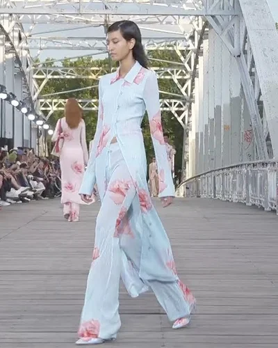 Bộ sưu tập Kenzo Xuân Hè 2024 - Kết nối giữa phương Đông và phương Tây