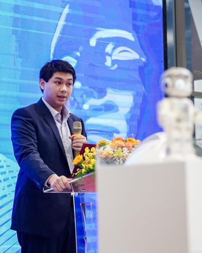 IPPG cùng Trường Đại học Văn Lang hợp tác giáo dục AI-Robotics