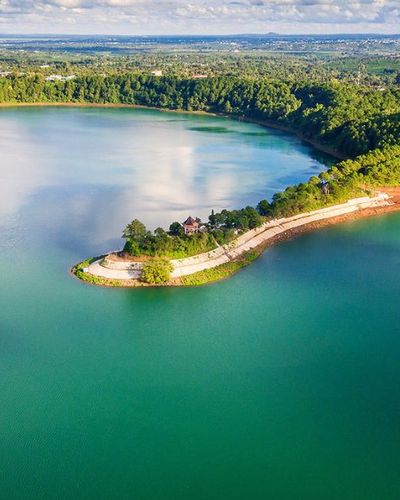 Khám phá Biển Hồ Gia Lai - Một viên ngọc quý của đại ngàn Tây Nguyên