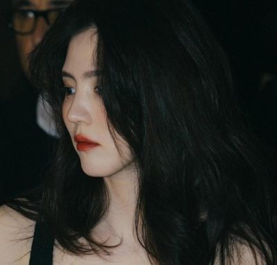 Đằng sau khoảnh khắc "chị đẹp chị chảnh" không bắt chuyện với ai của Han So Hee ở hàng ghế đầu show Dior