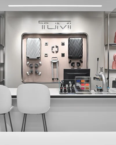 TUMI khai trương cửa hàng mới tại bưu điện thành phố