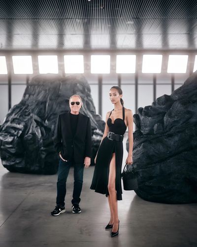 BST Michael Kors Xuân Hè 2025: Sức quyến rũ của sự sang trọng thầm lặng