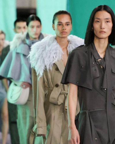 BST Burberry Xuân Hè 2025: Kỷ nguyên mới của phong cách sartorial