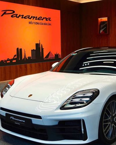 “Xế sang” Panamera ra mắt và cách tiếp cận mới của Porsche Việt Nam
