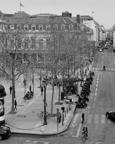 Niềm đam mê nước hoa của một doanh nhân Paris