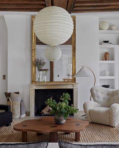 Căn hộ Paris: Sắc thái của mộc mạc và trang nhã