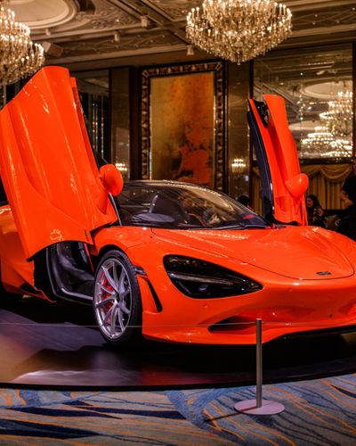 Siêu xe Pagani Utopia giá hơn 2,2 triệu USD đầu tiên có mặt tại Singapore