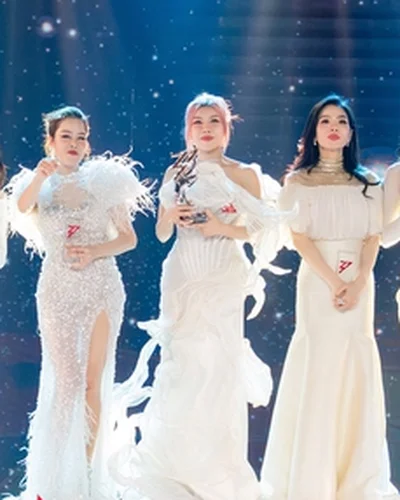7 Chị Đẹp chiến thắng "thành đoàn" chính thức lộ diện, Trang Pháp xuất sắc thành trưởng nhóm!