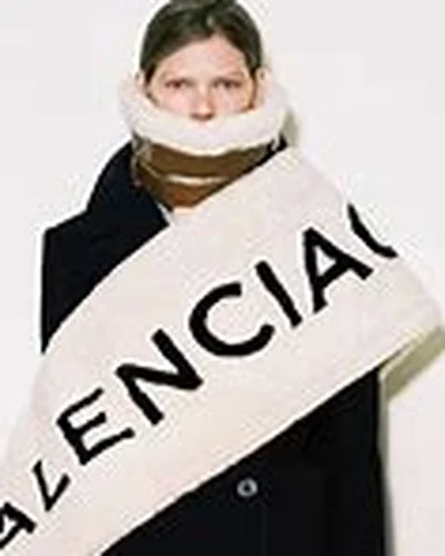 BST BALENCIAGA THU-ĐÔNG 2024: Liệu Demna Gvasalia đã thực sự đưa Balenciaga trở về nơi vốn có?