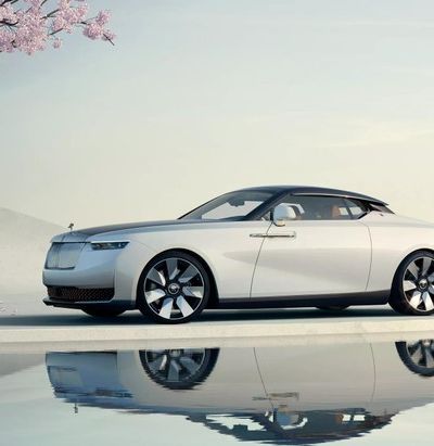 Roll-Royce vừa cho ra mắt xe ô tô hạng sang có tên Arcadia Droptail, được mô tả là chiếc siêu xe đắt giá nhất thế giới.