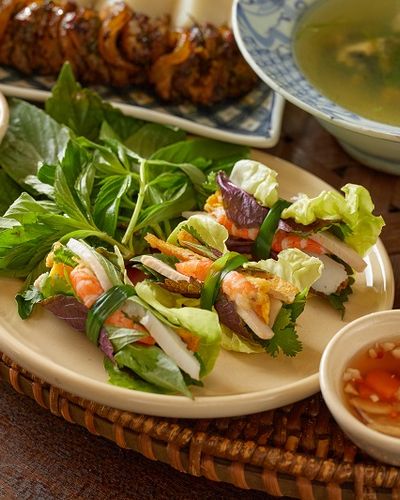 “ Mâm ngon miền Bắc ” tại Mặn Mòi -  Từ đặc sản sông Hồng đến tinh vị núi rừng Tây Bắc