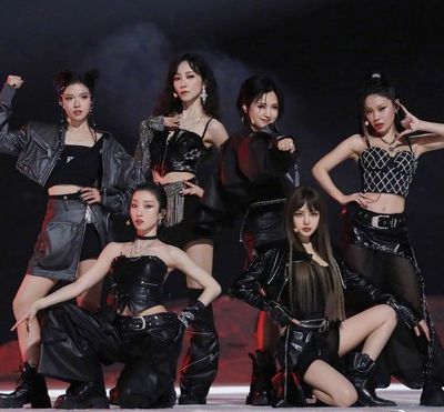 Suni Hạ Linh "lột xác" ở Công 1 Đạp gió: Trình diễn cực ngầu, biểu cảm đa dạng, liệu có còn bị chê về trang phục?