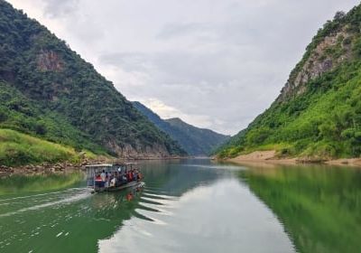 Hòn Kẽm Đá Dừng - Ngược dòng Thu Bồn đến thăm thiên nhiên hữu tình giữa lòng Quảng Nam