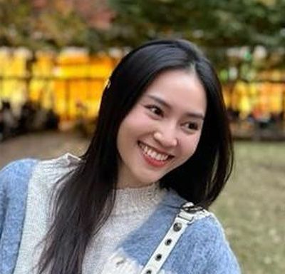 Ninh Dương Lan Ngọc gầy gò sau hai tháng đi du học