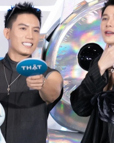 Anh Tú Atus "khờ ngang" khi phải dance battle với Anh Tú Voi