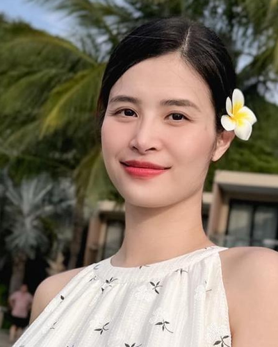 Visual xinh yêu của Đông Nhi ở những tháng cuối thai kỳ