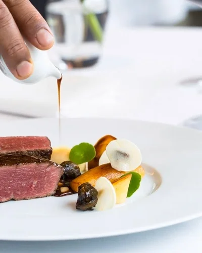 Một buổi tối với Gordon Ramsay tại Pétrus đạt sao Michelin