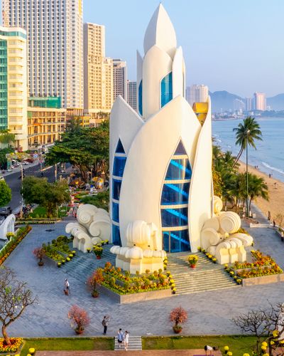 Nha Trang sẽ như thế nào khi “đặt lên bàn cân” với Phuket và Bali?