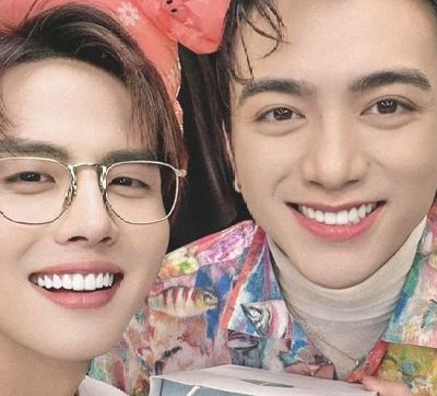 Duy Khánh gọi điện mượn tiền Soobin Hoàng Sơn và cái kết "cười té ghế"